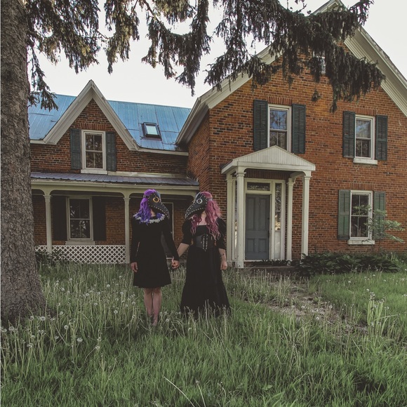 Meet your Posher, Sara - Picture 4 of 5